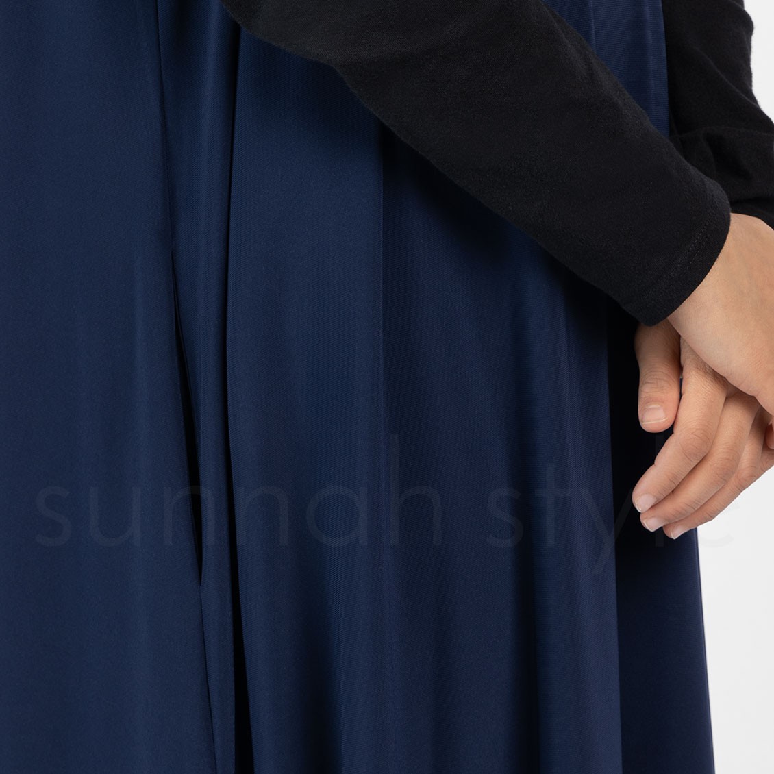 Sunnah Style Girls Sleeveless Jersey Abaya Navy Blue